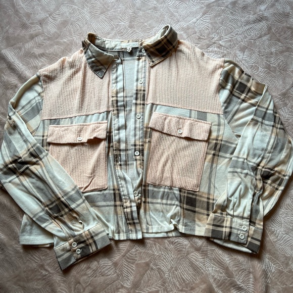 Paper + Tee Button Down - Picture 2 of 4